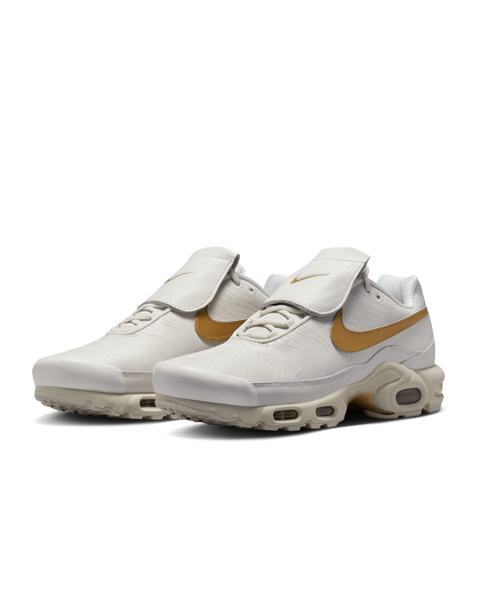 Nike Air Max Plus Tiempo ハイブリッドモデル ナイキ Air Max Plus × Tiempo ハイブリッド ナイキからエアマックス