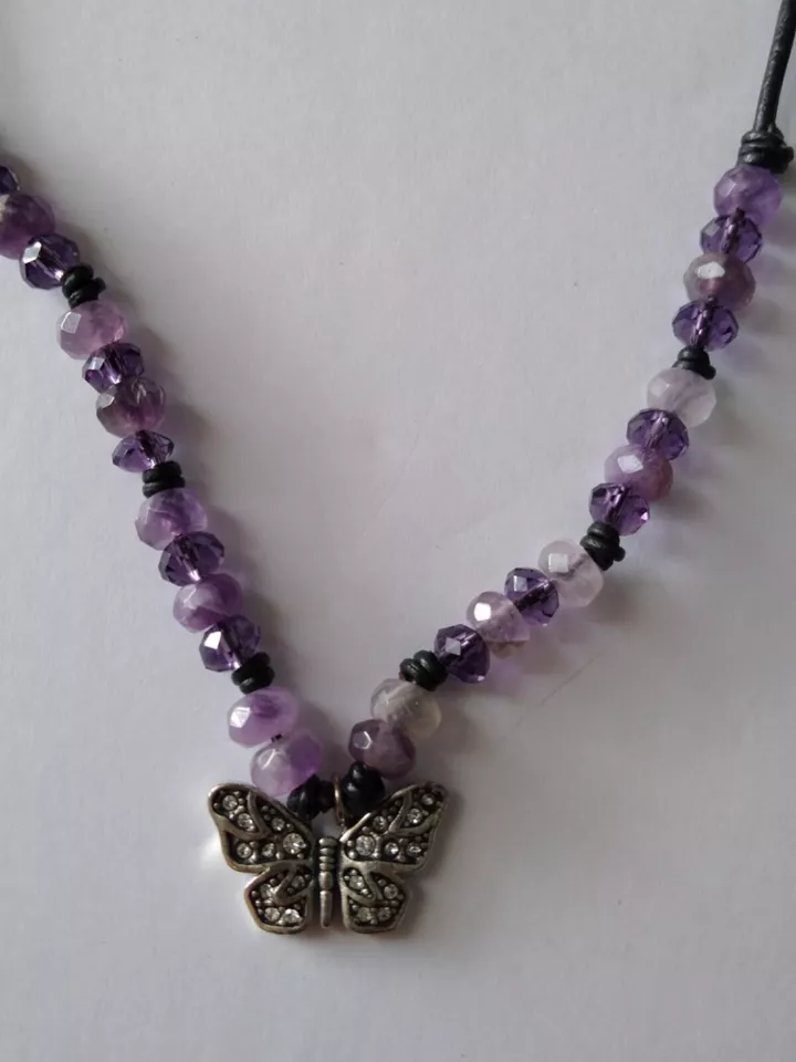 Collar y pulsera mariposa piedra púrpura fósil más pendientes perforados Foto 3 de 4