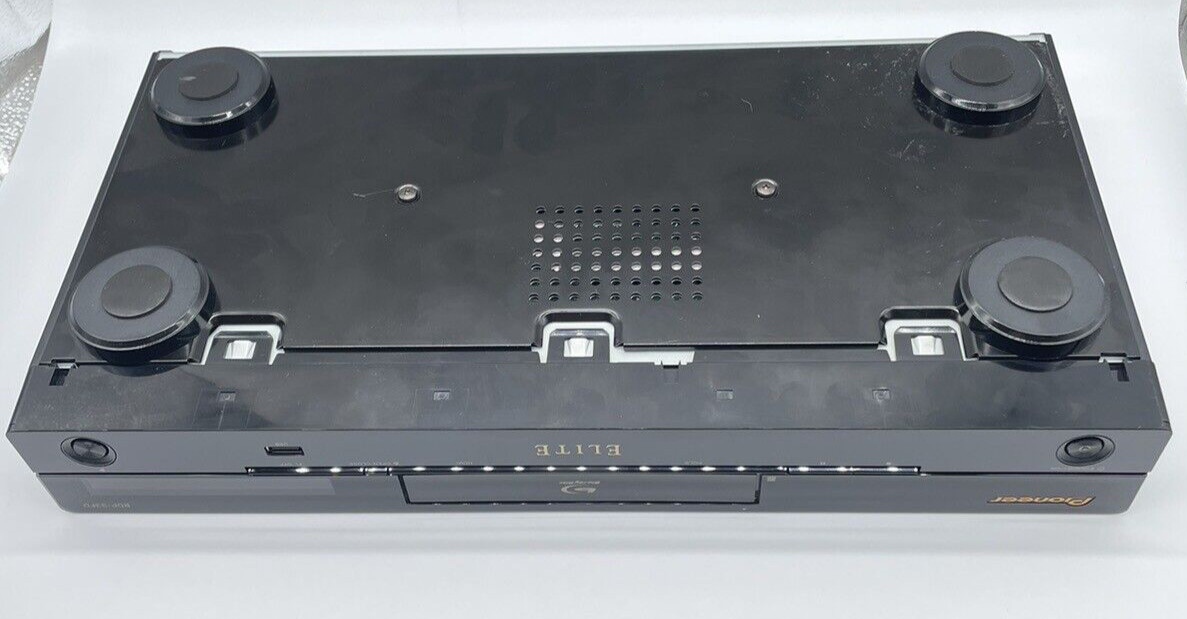Pioneer Elite BDP-33FD Blu-Ray Player  1080p Streaming Video Tested & Working