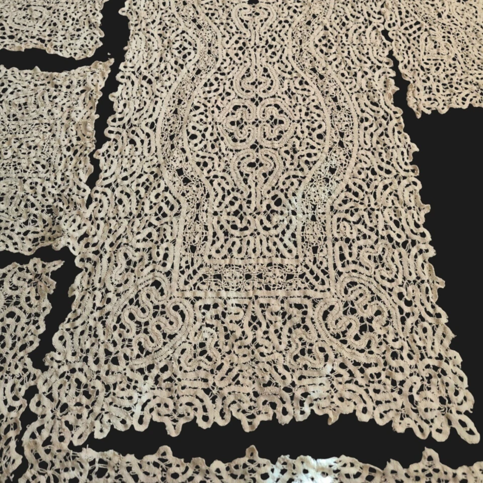 Antiguo corredor de mesa de encaje bobina hecho a mano y 8 manteles individuales aguja encaje aguja trabajo Foto 2 de 4