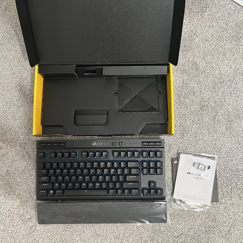 Corsair K63 Wireless Gaming Lapboard with K63 Wireless Keyboard - Afbeelding 4 van 6