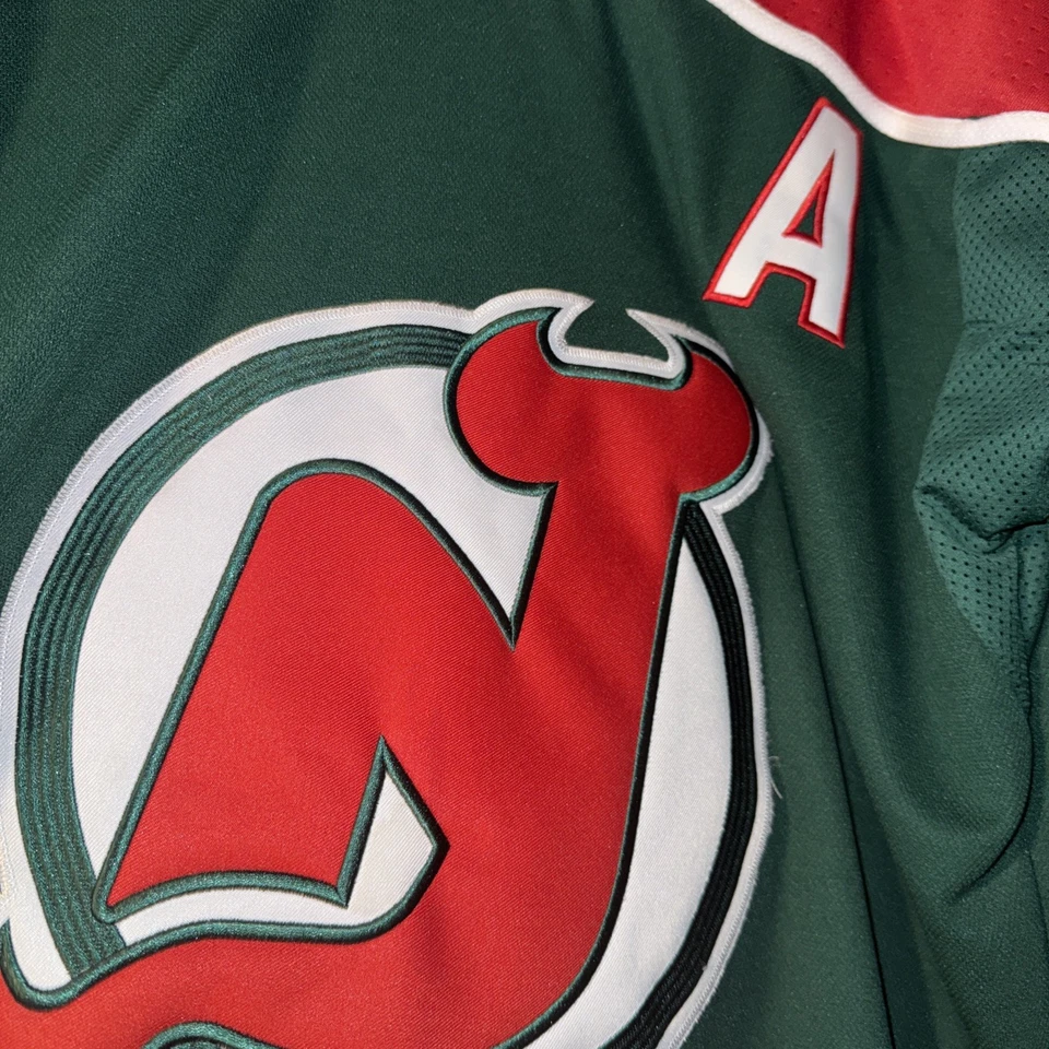 NUEVA CAMISETA DEVILS JACK HUGHES REVERSO RETRO 1.0 AUTÉNTICA ADIDAS NUEVA CON ETIQUETAS 50 VINTAGE Foto 2 de 4