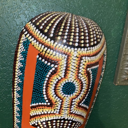 Hand painted AFRICAN Tribal Mask Wall ART Beautiful 20” Carved Wood - Picture 3 of 6