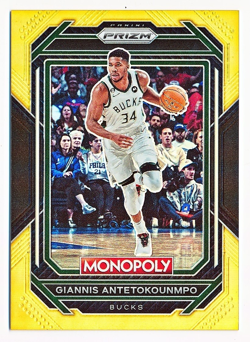 2022-23 Prizm Monopoly Giannis Antetokounmpo Black Gold #49 (4/5)