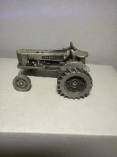 SpecCast Farmall 400 Tractor, Pewter 1/43 scale