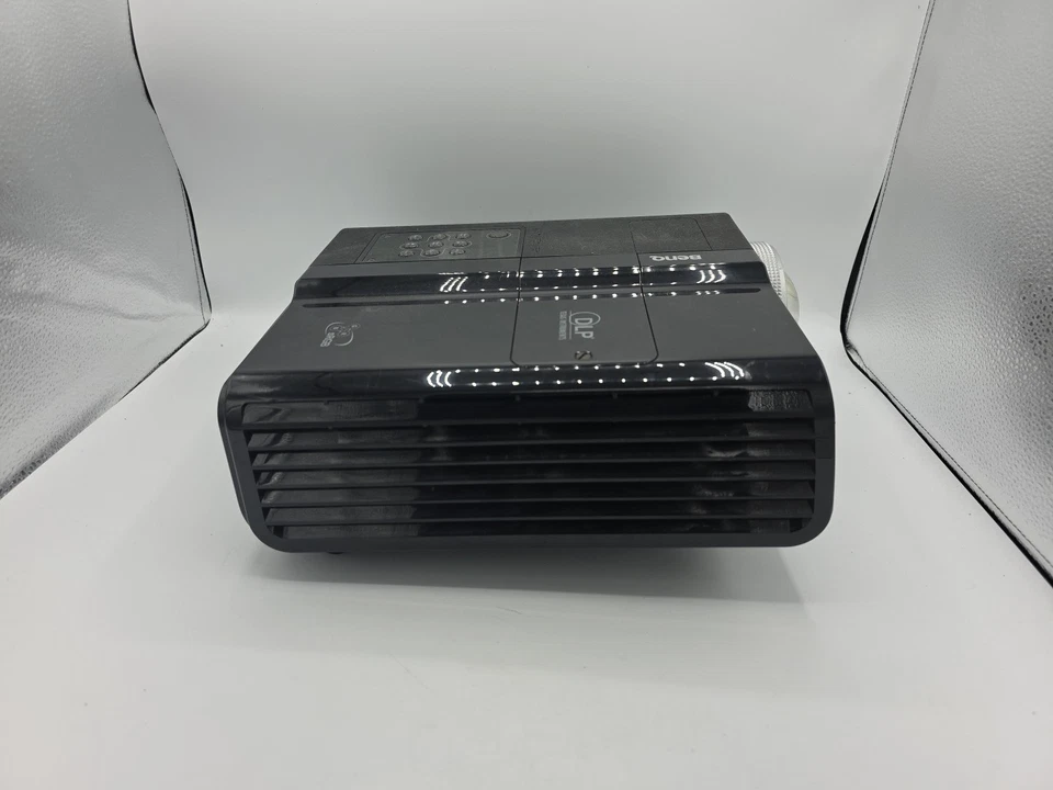 PROIETTORE DIGITALE BENQ MP771 VGA DVI NERO USATO FUNZIONANTE - Imagen 3 de 4