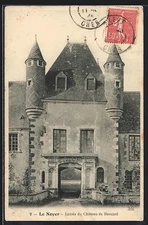 Old postcard Le Noyer, entrance to the Château de Boucard 