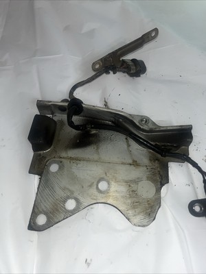 1995-1999 Mitsubishi Eclipse crankshaft sensor shield plaet 4G63T D38