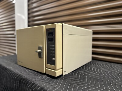 Pelton & Crane Validator Autoclave