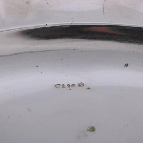 German .840 Silver Hand-Hammered Repousse Platter, Augsburg, 19th Century - Picture 5 of 10