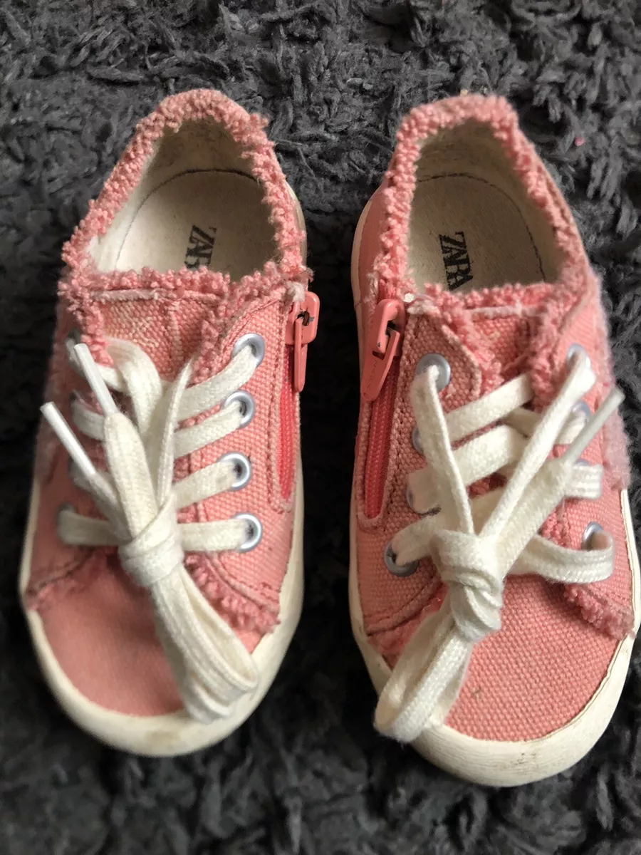 Girls hotsell trainers zara