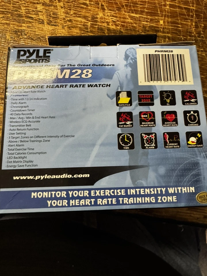 Pyle Heart Rate Monitor Gym & Training w/ Heart Rate Sensor & Calorie Counter - Image 3 of 4