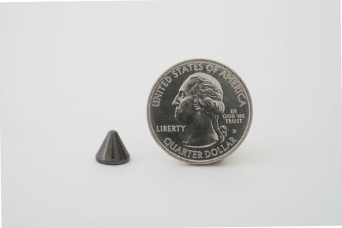 100 pcs 7mm black screwback cone spikes. StudsAndSpikes - Picture 2 of 2