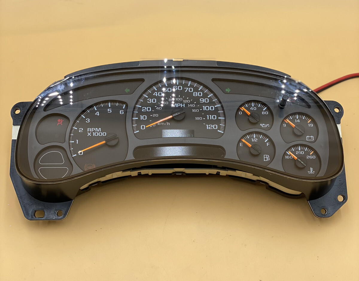 SILVERADO SIERRA TAHOE YUKON AVALANCHE INSTRUMENT CLUSTER SPEEDOMETER 2003- 2006