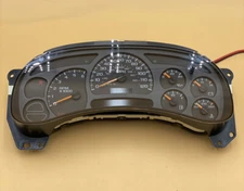 SILVERADO SIERRA TAHOE YUKON AVALANCHE INSTRUMENT CLUSTER SPEEDOMETER 2003- 2006