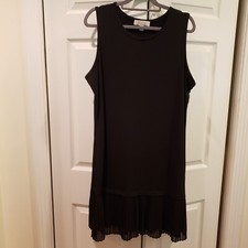 Michael Kors Black Sleeveless Tank Dress Sz 1X Pleated Bottom Below Knee Length