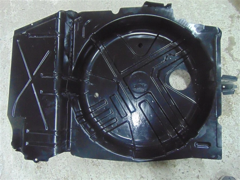 Brand New Rear End Floor Recess Genuine Mercedes C209 