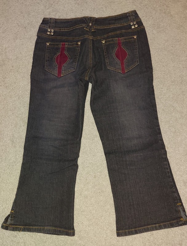 Women’s Juniors Ice Cap Dark Blue w/Burgundy Corduroy Accents Capri Size 11/12