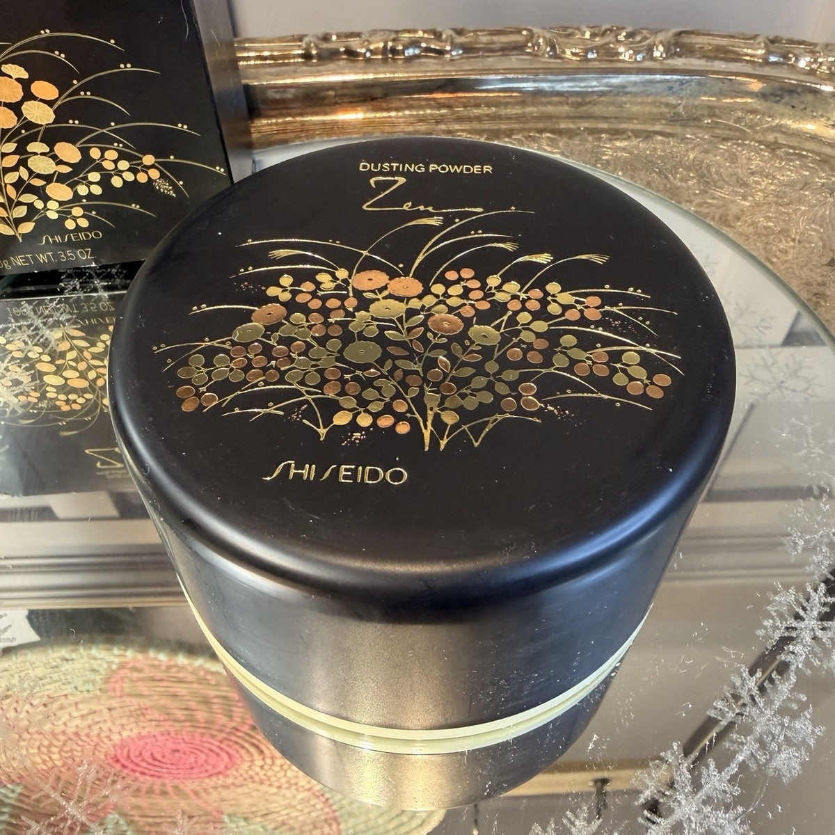 Collectible Vintage SHISEIDO Pressed Fancy Powder Box w/Puff ZEN