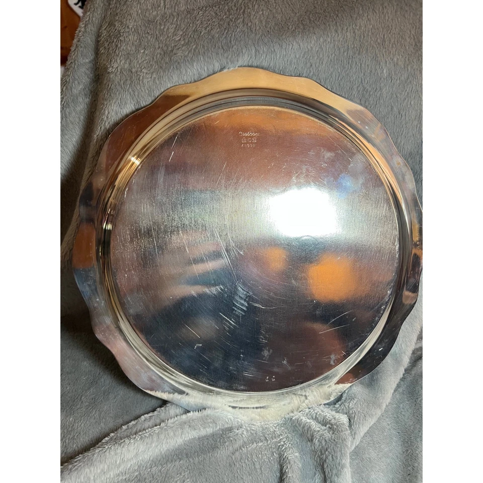 Bandeja Redonda Plateada Media Luna Vintage 14" Ornamentado Grabado Floral Rollo Foto 3 de 4