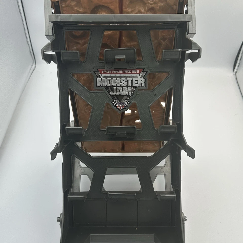 Hot Wheels Monster Jam Show Off Showdown 2008 2 en 1 rampa/estuche *Faltan clips* Foto 3 de 4