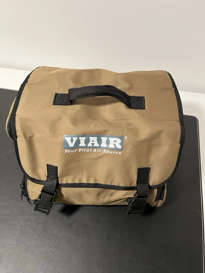 VIAIR 400P-RV/40047 Compresor Portátil Automático, Kit Inflador de Neumáticos, Aire Com... Foto 2 de 4