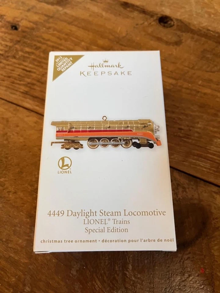 Hallmark Ornament 2012 4449 Daylight Steam Locomotive Lionel Train Limited