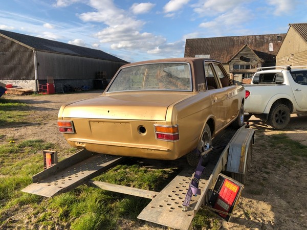 eBay - Ford Cortina 1600e mk2