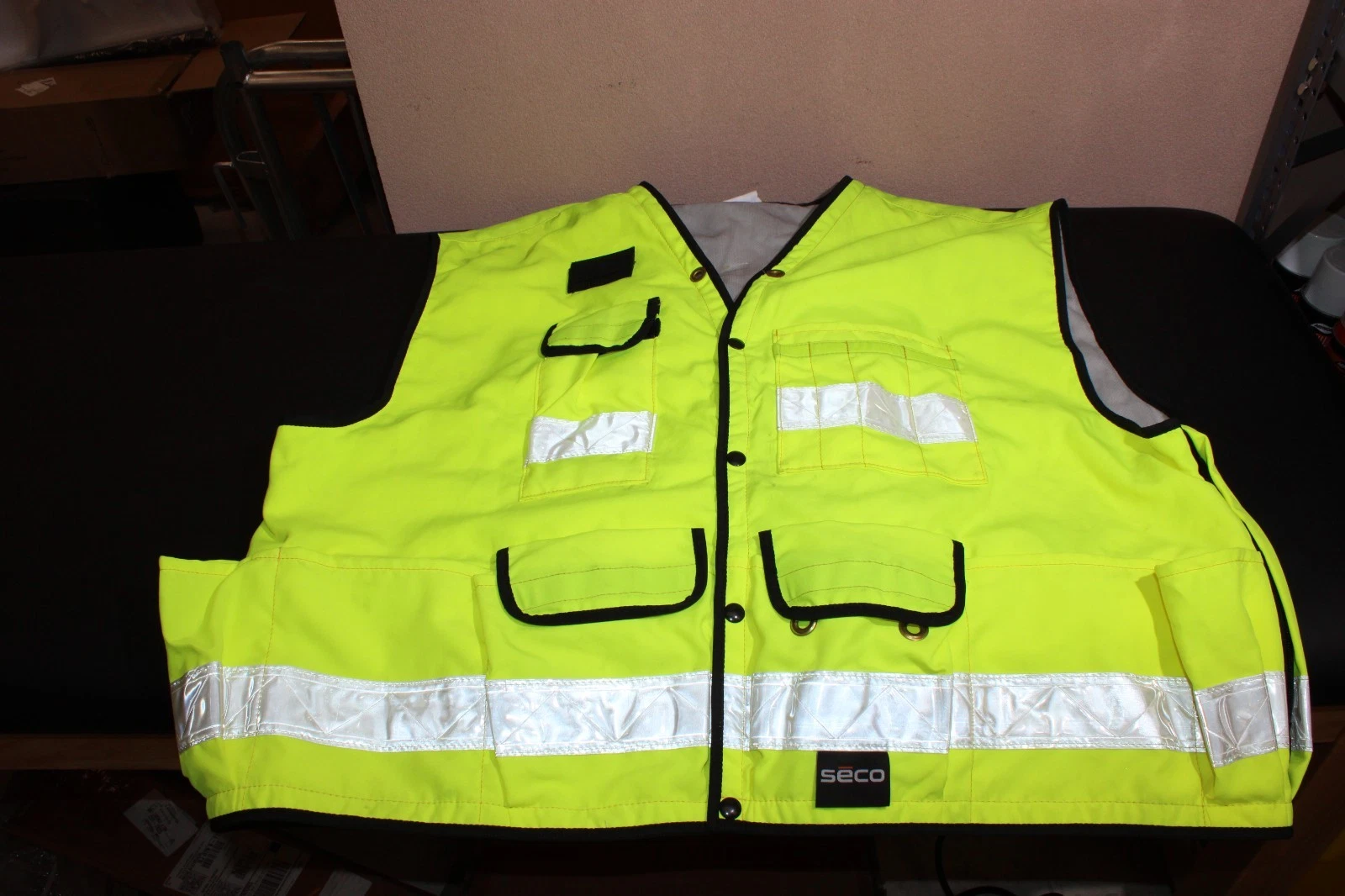 Seco 8063 ANSI/ISEA 107-2010 Hi-Vis Yellow Surveyor Utility Vest Size 66 - J image 1