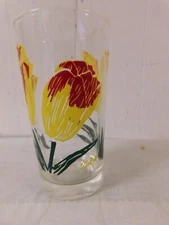Swanky Swig Boscul Peanut Butter  Glass TULIPS  5 "