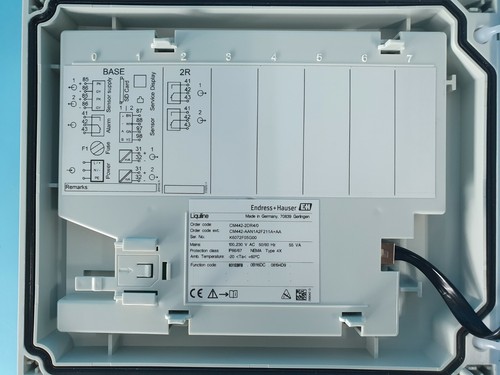 ENDRESS+HAUSER CM442 Liquiline CM442-2DR4/0 Sender - Bild 8 von 12
