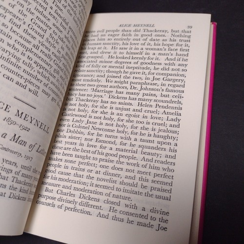 Twentieth Century English Critical Essays: First Series Phyllis Jones 1964 HCwDJ - Bild 15 von 15