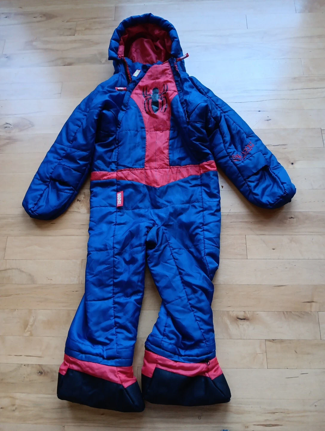 Selk Bag Kids Med Marvel spider-man Wearable sleeping bag 45" or 3.75' tall RARE