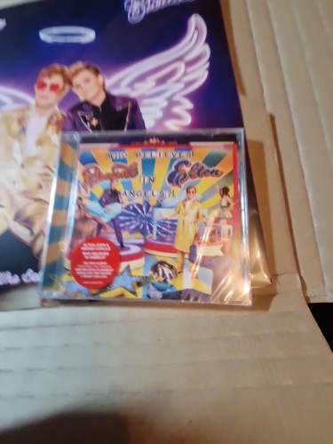 Elton John Signed - Who Believes In Angels CD + Cassette - Signed Art Card - Picture 3 of 6