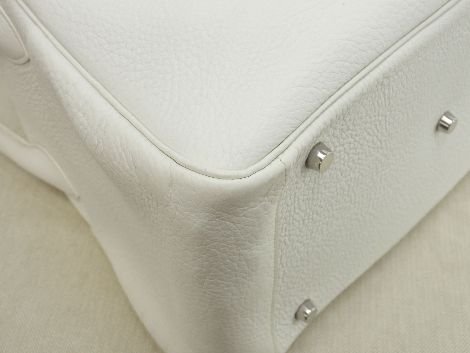 Hermes Lindy 34 Taurillon Clemence Shoulder Bag Handbag White Leather from japan image 9