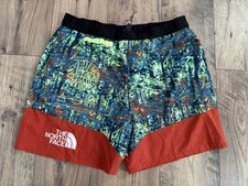 The North Face Trailwear Collection OKT Trail Shorts SzL Never Stop Exploring