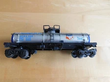 Lionel 9153 Chevron Standard Oil Co UTOX Tank Car Silver C6 1974-76 O gauge