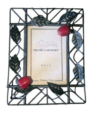 Frame-A-Memory Metal Picture Frame with 3D Apples & Leaves Dennis East 3.5 x 5 