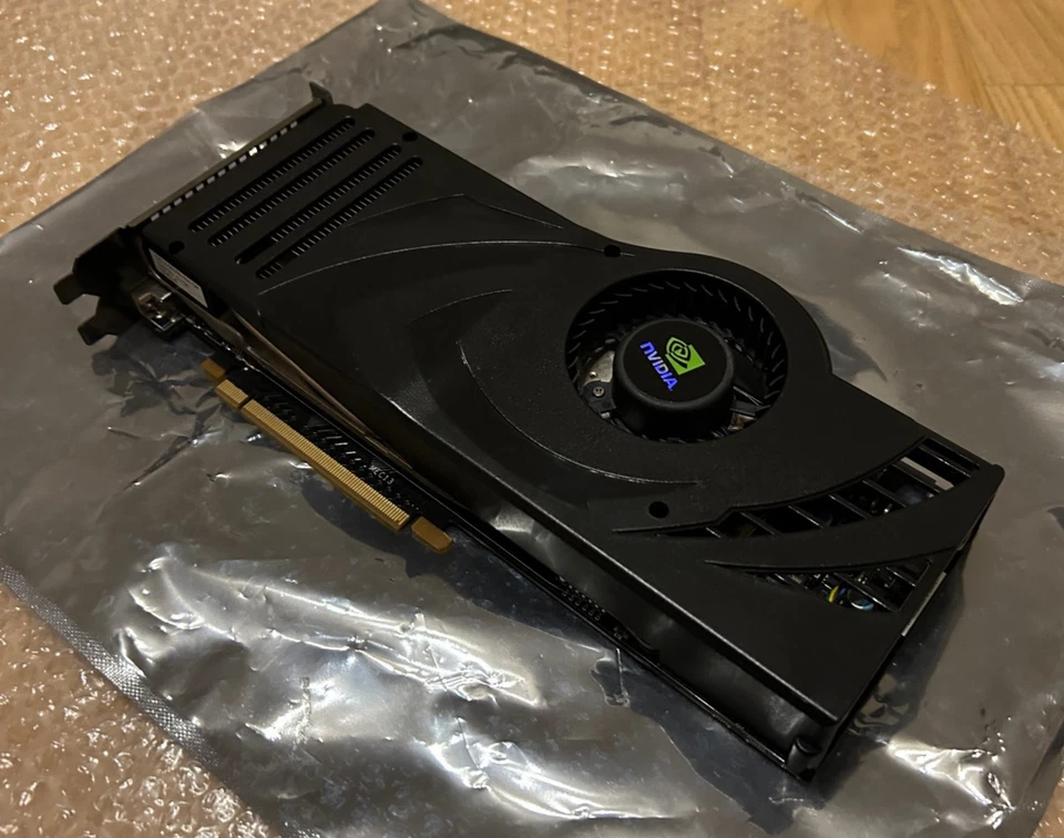 [Refurbished] Nvidia GeForce 8800 Ultra 768MB GDDR3 PCI-E Graphics Card - Image 3 of 4
