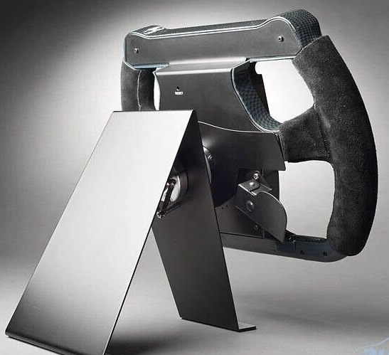 【即日発送】AUTOart オートアート　ステアリングホイール置き時計 F1 Racing Steering Wheel LCD Clock/Temperature/Date/Alarm