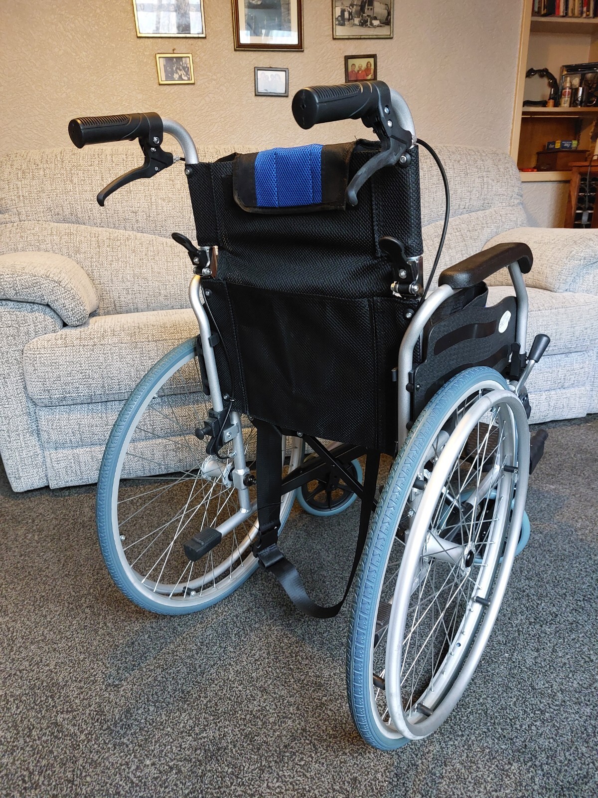 Elite Care Self propelled folding aluminum wheelchair 16" seat