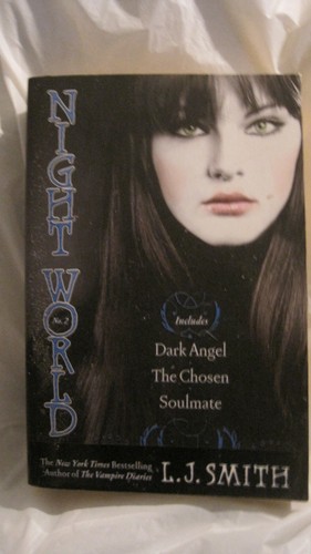 Lot of 2~Nightworld Series by L.J. Smith~No 2 & 3~6 Stories-Vampire~LBDAE - Foto 3 di 6
