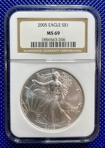 2005 ~ Silver Eagle S$1 ~ NGC MS69 ~ #1856563-206 ~ Milk Spot