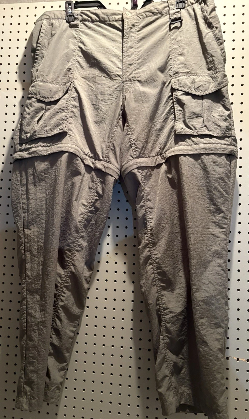 Columbia Cargo Pants Mens XL Convertible PFG Shorts Stretch Hiking Fishing
Opens in a new window or 