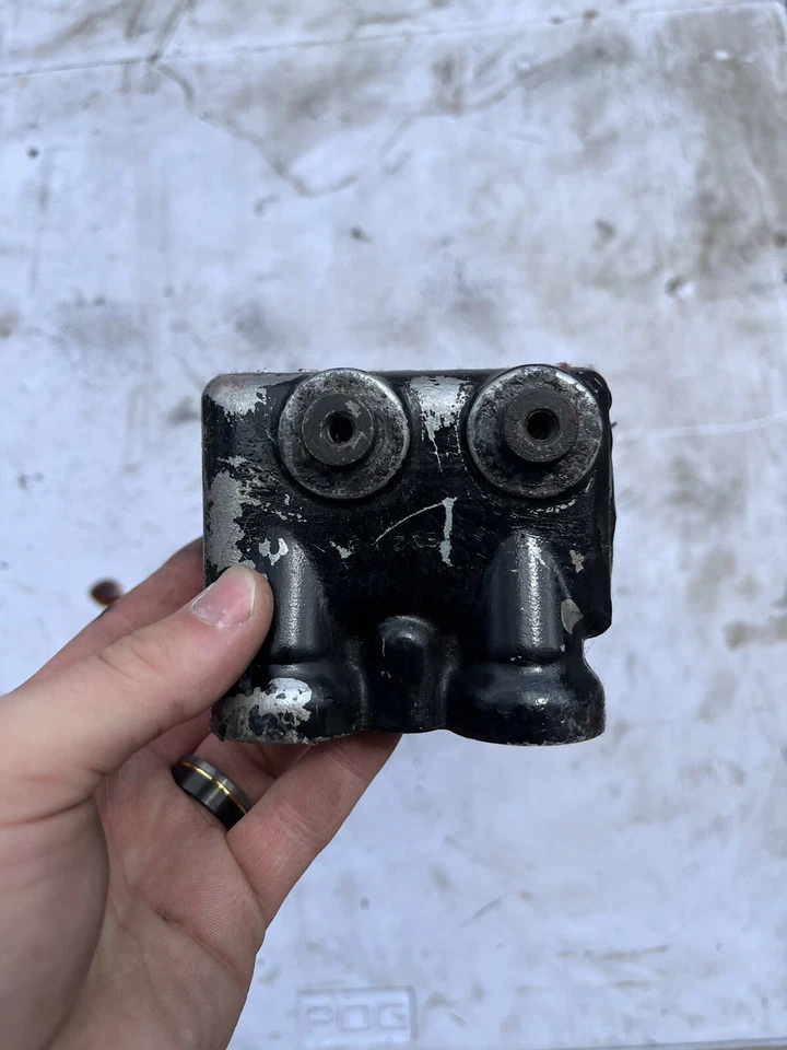 Enfriador de aceite Porsche 944 S2 Foto 4 de 4