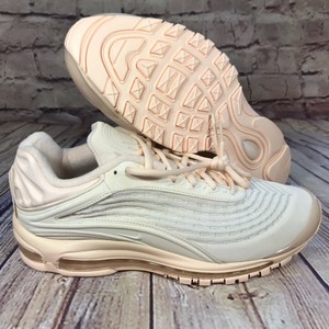 nike wmns air max deluxe se