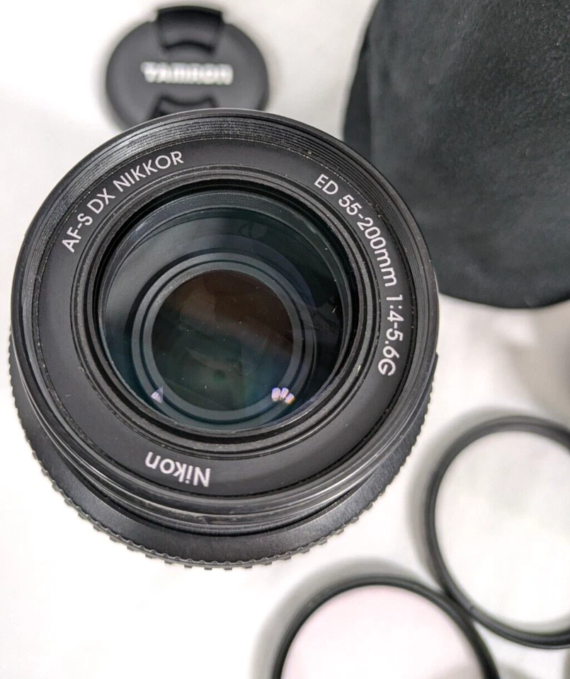 AF-S Nikkor 55-200mm DX SWM ED Lens Nikon & HB-34 Hood & 4 Screw In Filter Hoya - Image 4 of 4