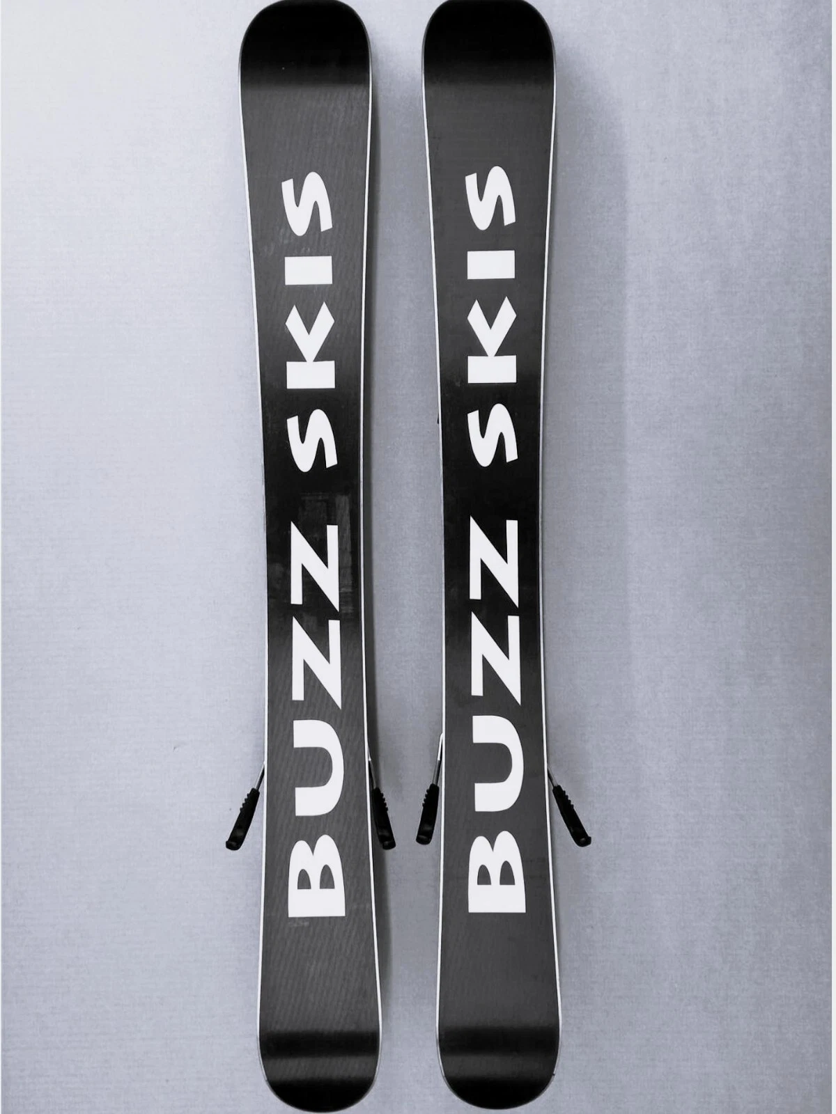 Buzz Atom Skis - Thumbnail 2