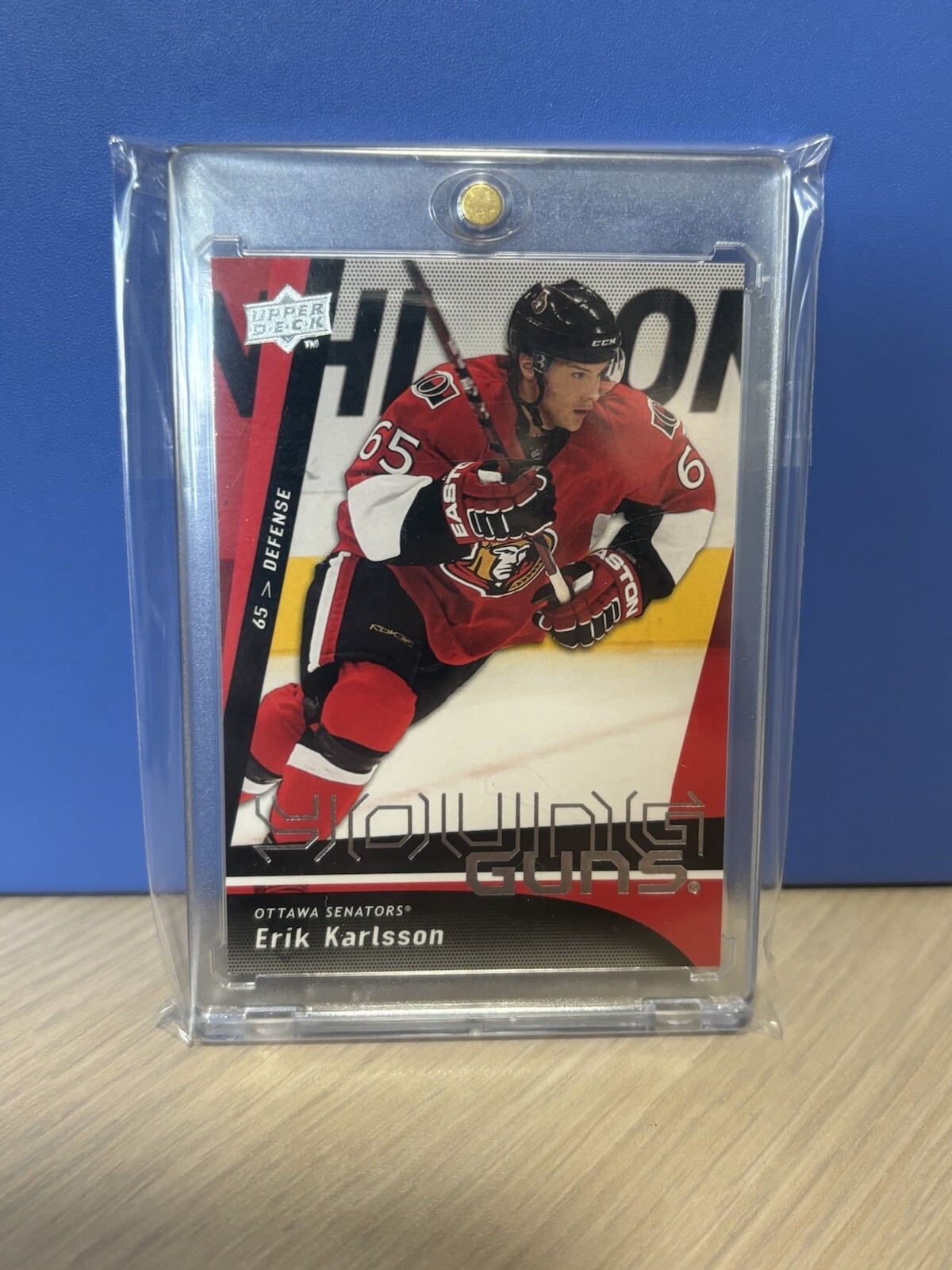 Erik Karlsson Young Guns Rookie RC 210 Ottawa Senators Upper Deck 2009-10