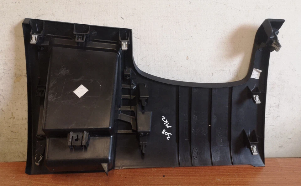 PEUGEOT 308 MK2 COLUMNA DIRECCIÓN CUBIERTA INFERIOR MOLDURA PANEL 9677541077 Foto 2 de 3